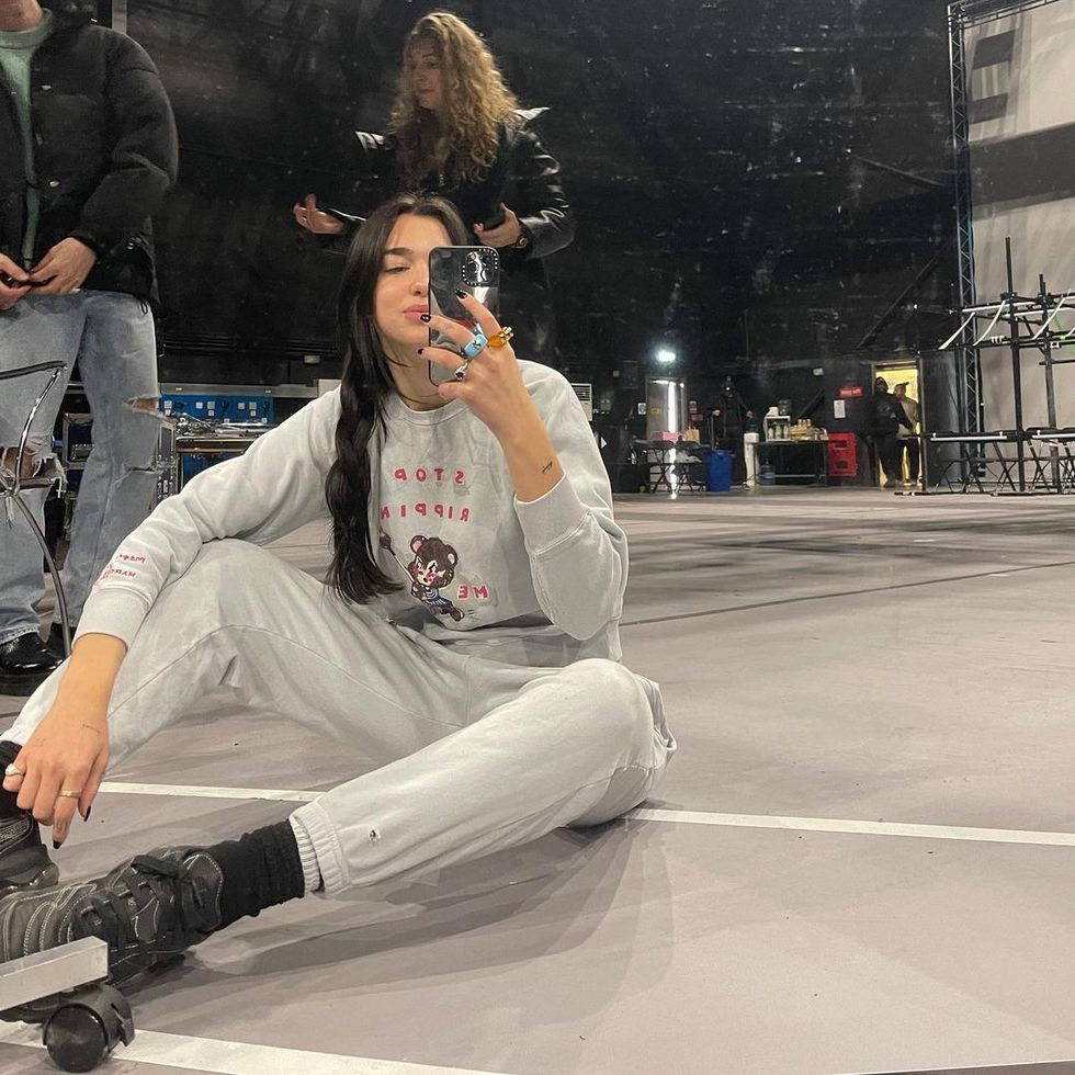 dualipa 181466928 253142043168593 7746696767627371967 n