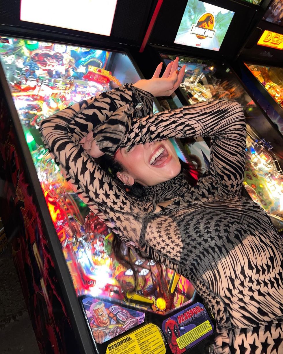 dualipa 275562926 910037639684252 3920019786149341371 n