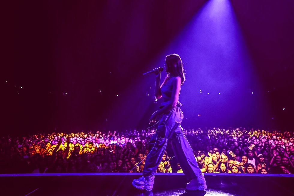 dualipa 28151839 155539265159456 1115214045390045184 n