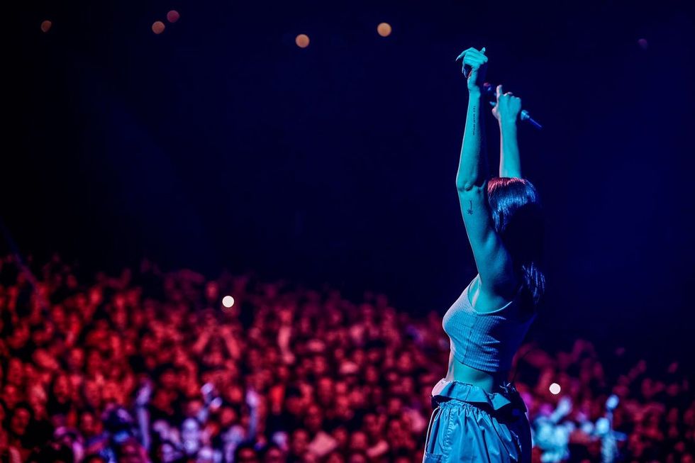 dualipa 28153675 406732946420975 5036484560611704832 n