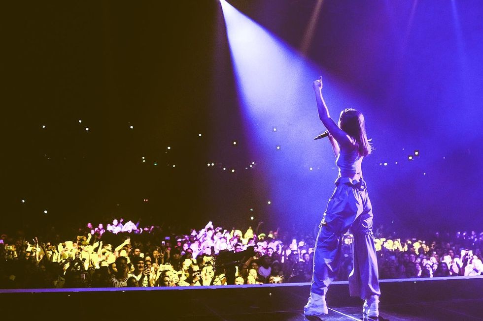 dualipa 28155452 2048631372019274 7997490986487906304 n