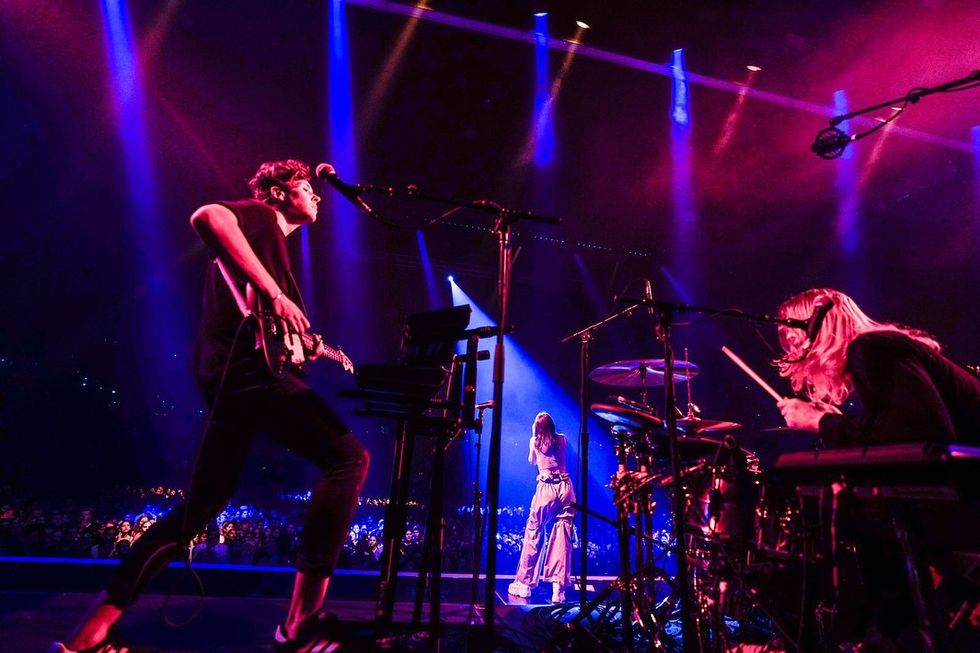 dualipa 28430407 155964798449929 8210002257442242560 n