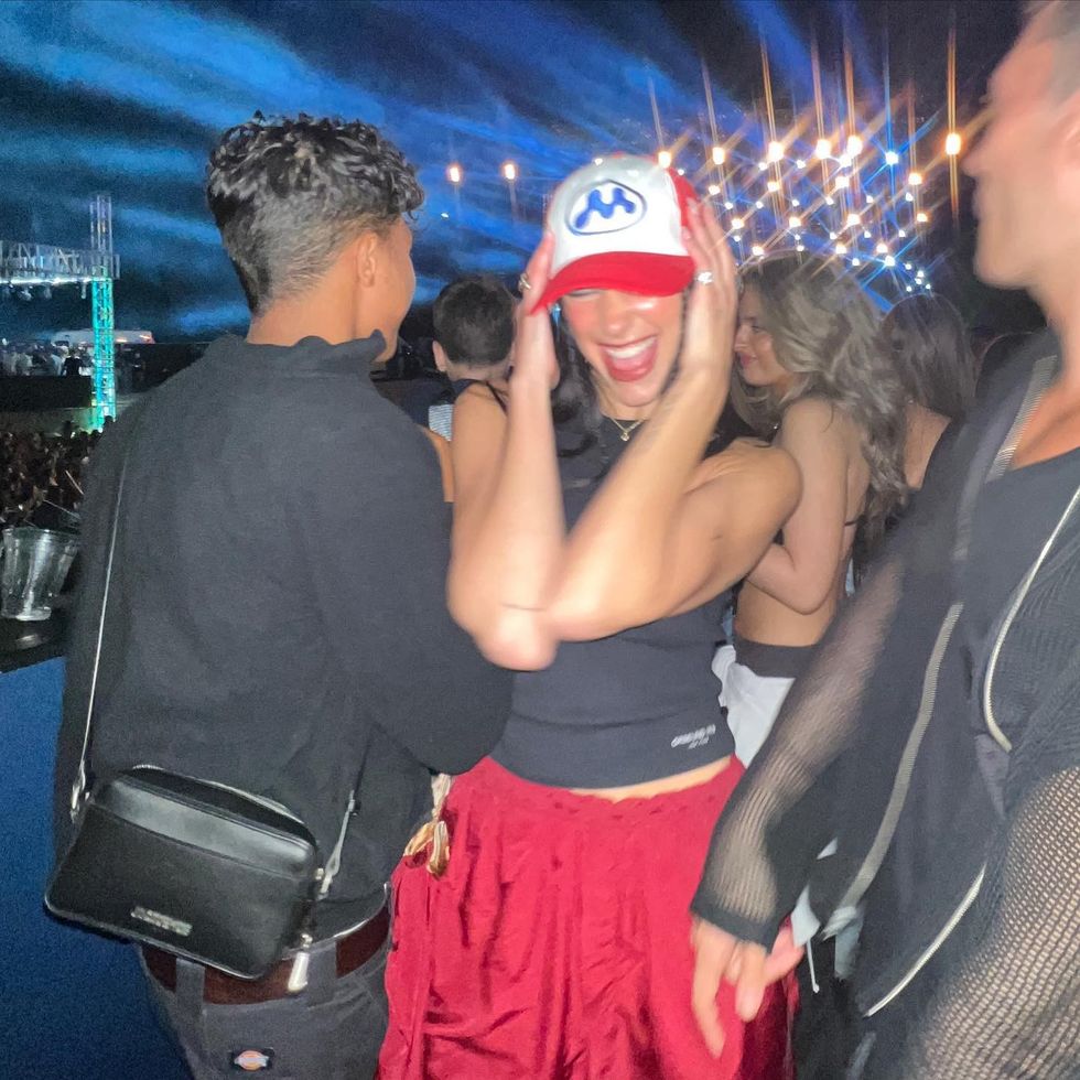 dualipa 297625282 170178895542167 3826985715155606408 n