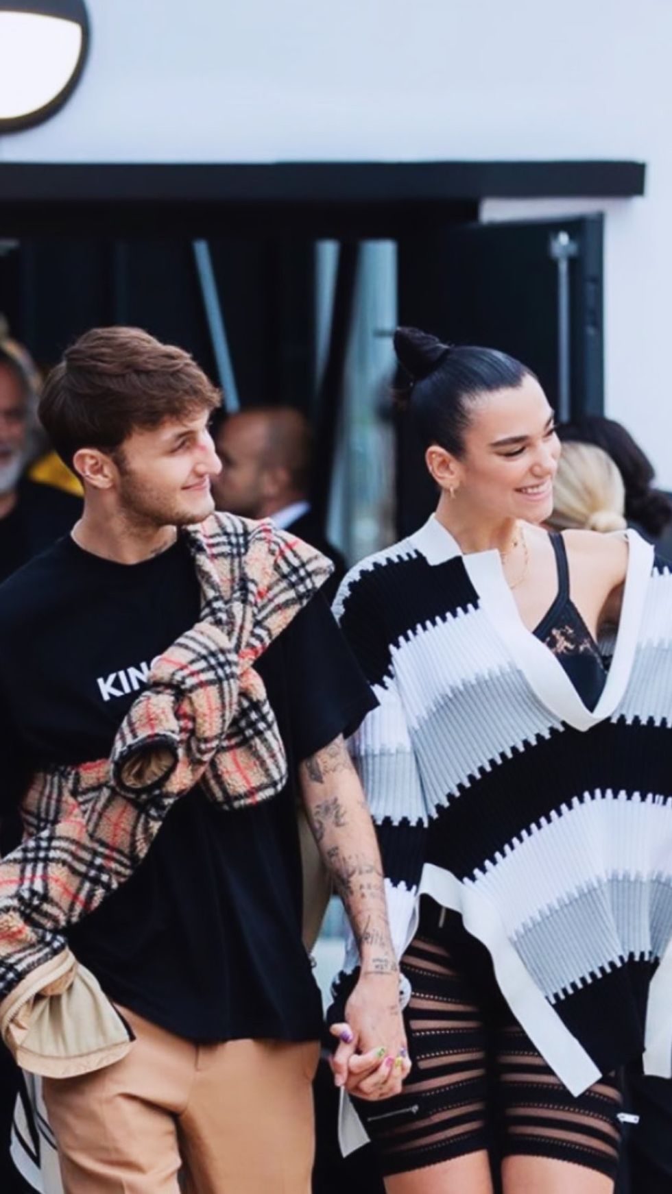 dualipa 69818234 2419920014790468 456169253549560326 n