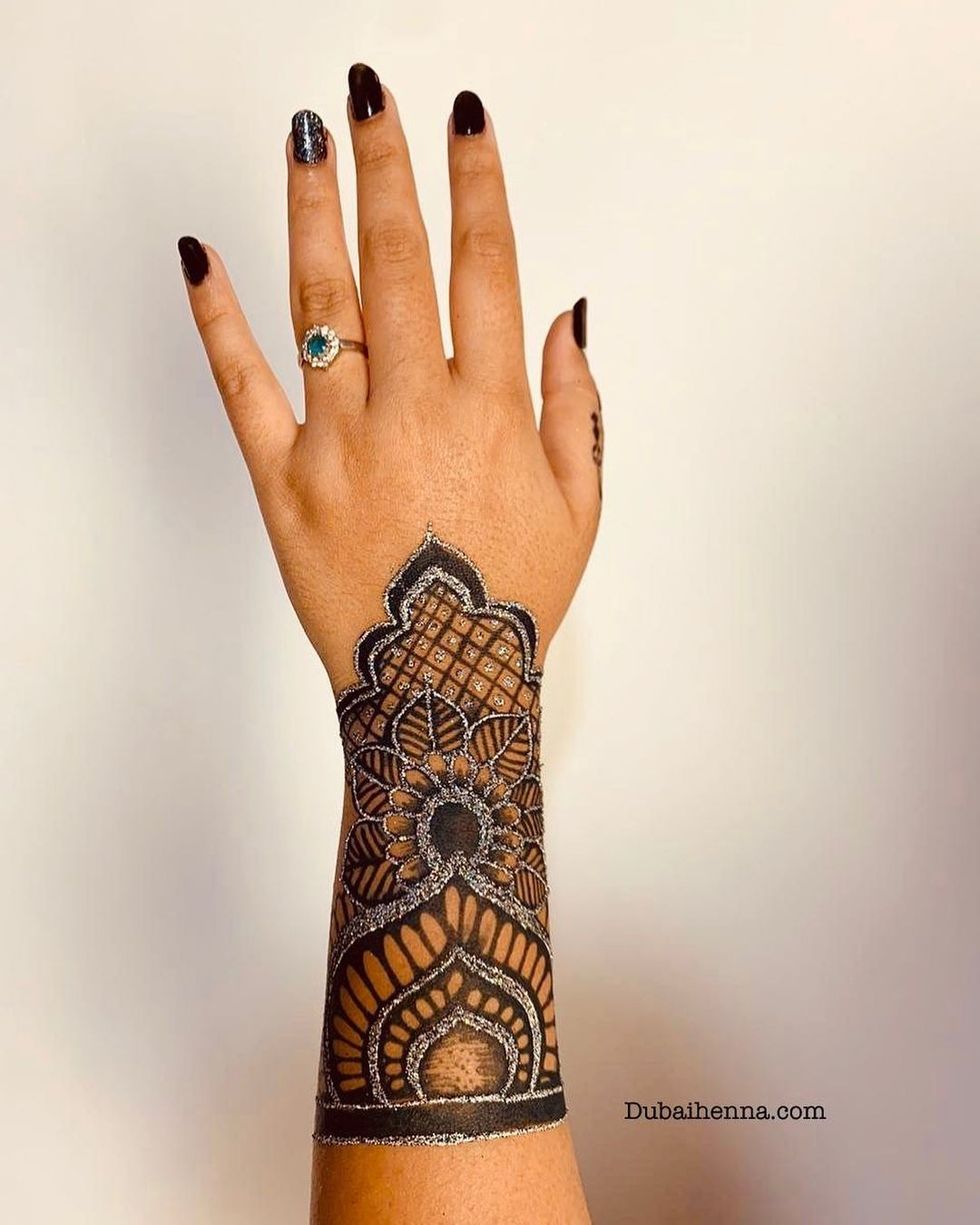 dubaihennabysara 7686059414823960852450187875737765231957254n