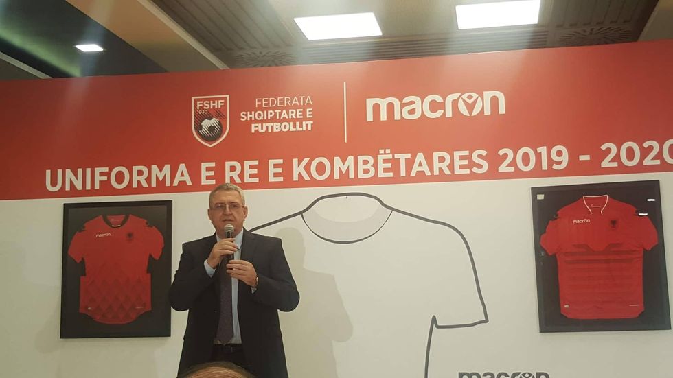 duka e312b506e3d2afd016be02b8daa9dcefbb0ba65e6473370480a5f5