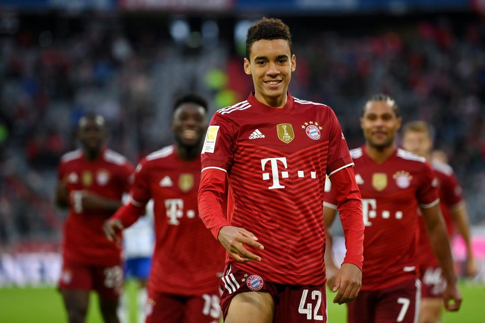 E95UstmWYAAlO2D scaled