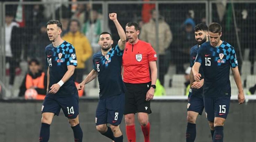 e9b37b64606981fe2a1cb8e620c892fao2