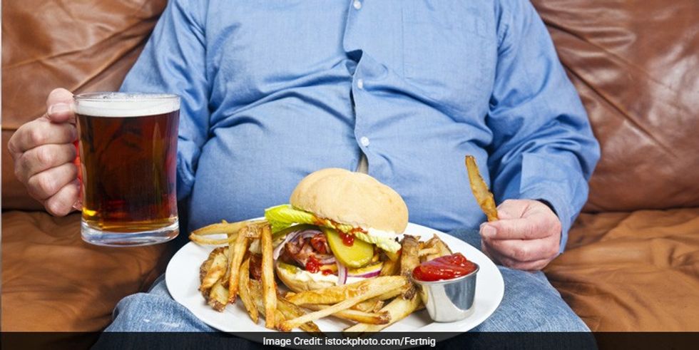 Eat Home Cooked Food Skip TV During Meals To Avoid Obesity Study