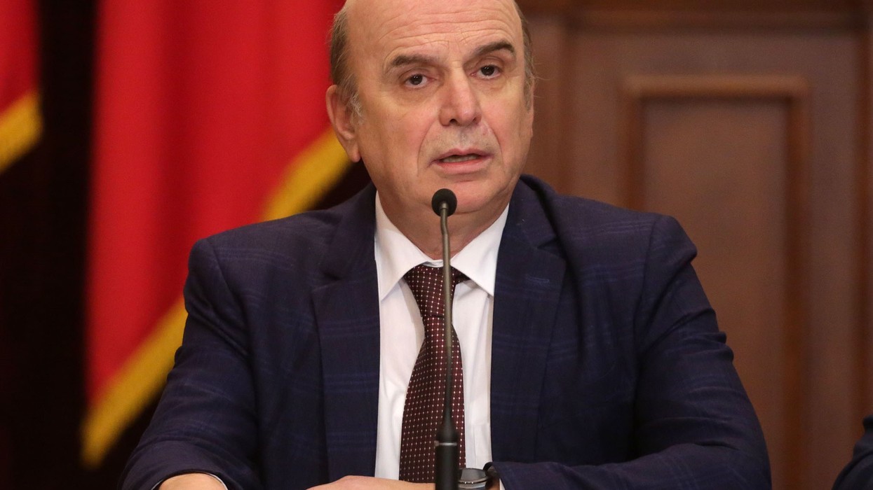 Braktisja e bujqësisë si strategji gjunjëzimi!