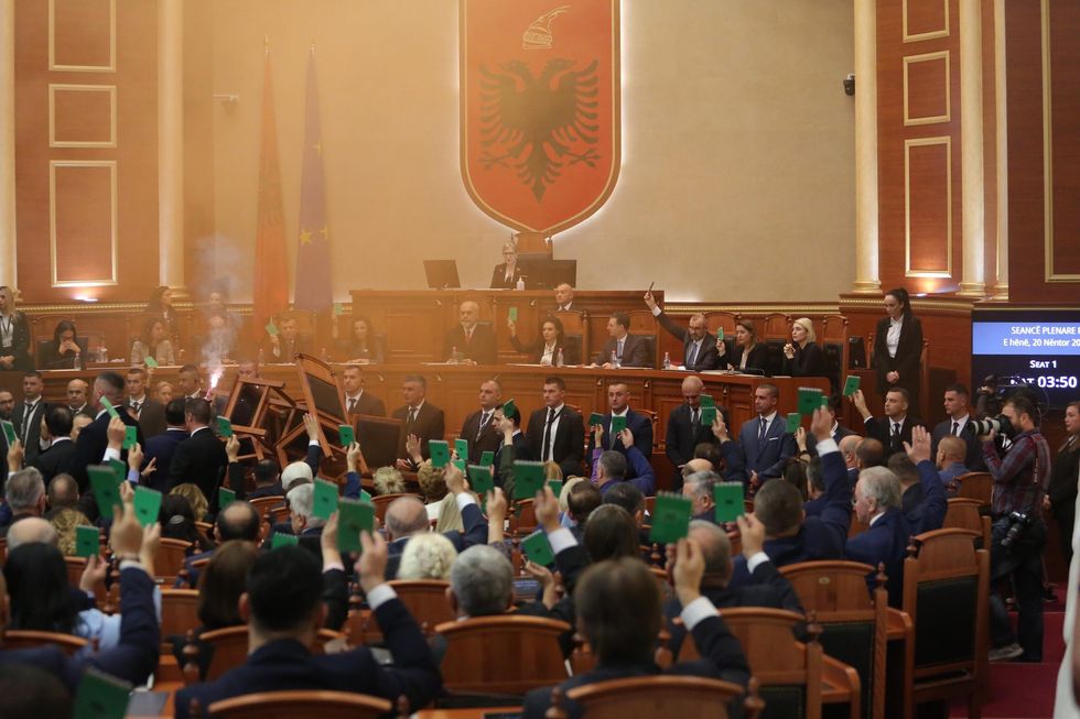 ee352c86 e98e 4018 8c44 724f28c7a3cb scaled