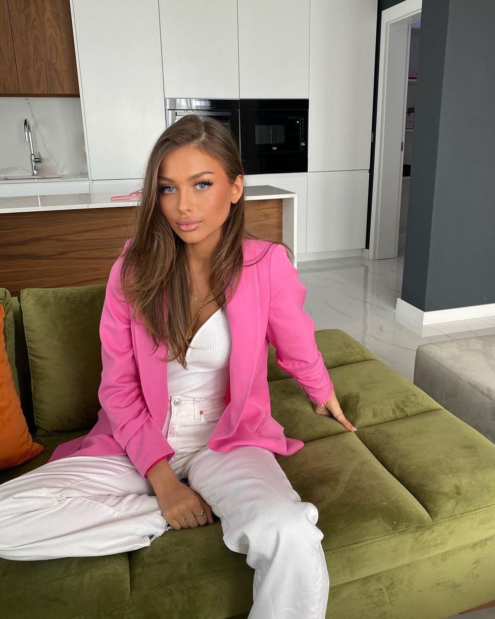 elenaltafa 199610659 789109888634740 3611094830946527859 n