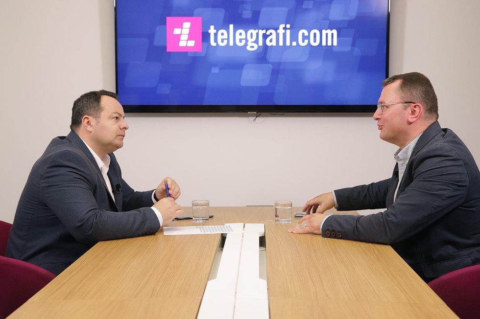 Emanuel Bajra interviste foto Ridvan Slivova 11