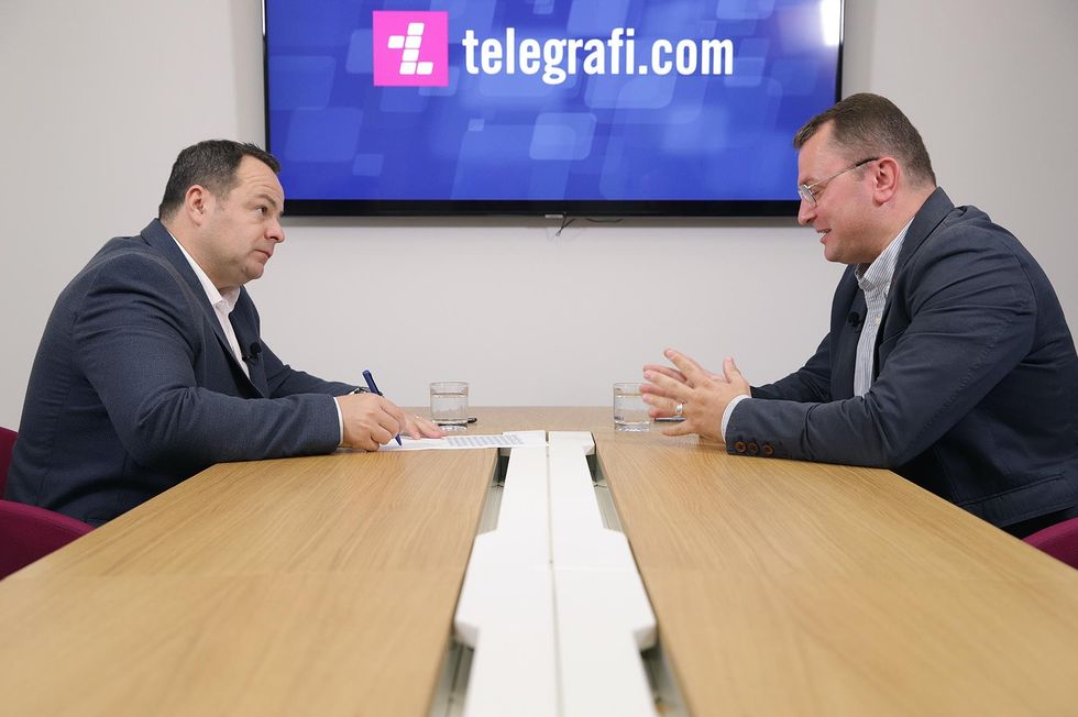 Emanuel Bajra interviste foto Ridvan Slivova 9