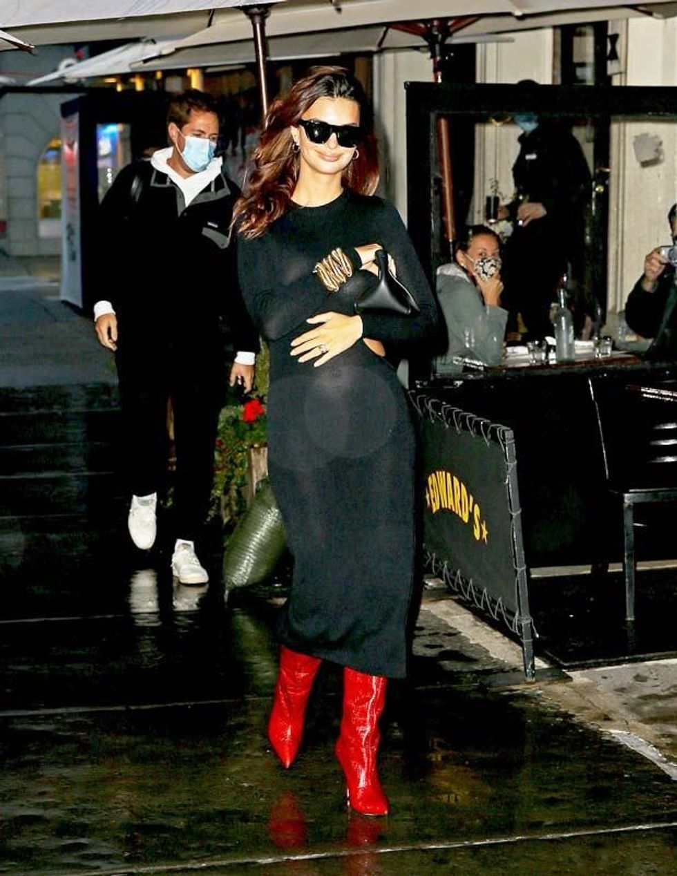 emily ratajkowski baby bump black cutout dress embed 2