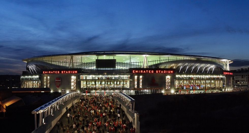 Emirates Stadium opens © HuftonCrow