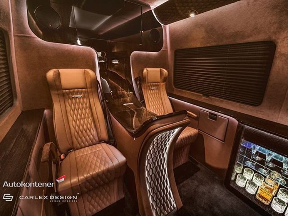 Enterieri më luksoz që është parë ndonjëherë në makinat Mercedes foto 2