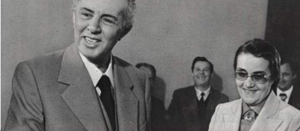 enver dhe nexhmije 1