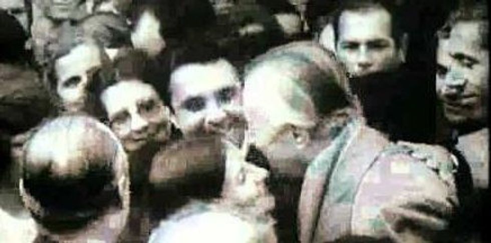 Enver Hoxha dokumentar e1545938820904