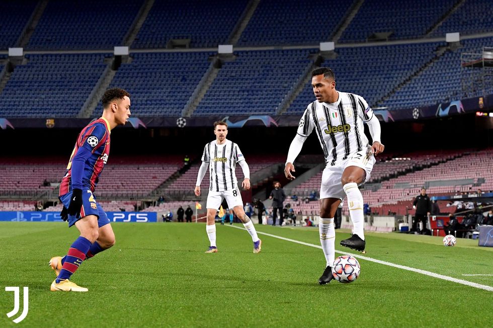 Eovnx3IXYAA7IA9 scaled