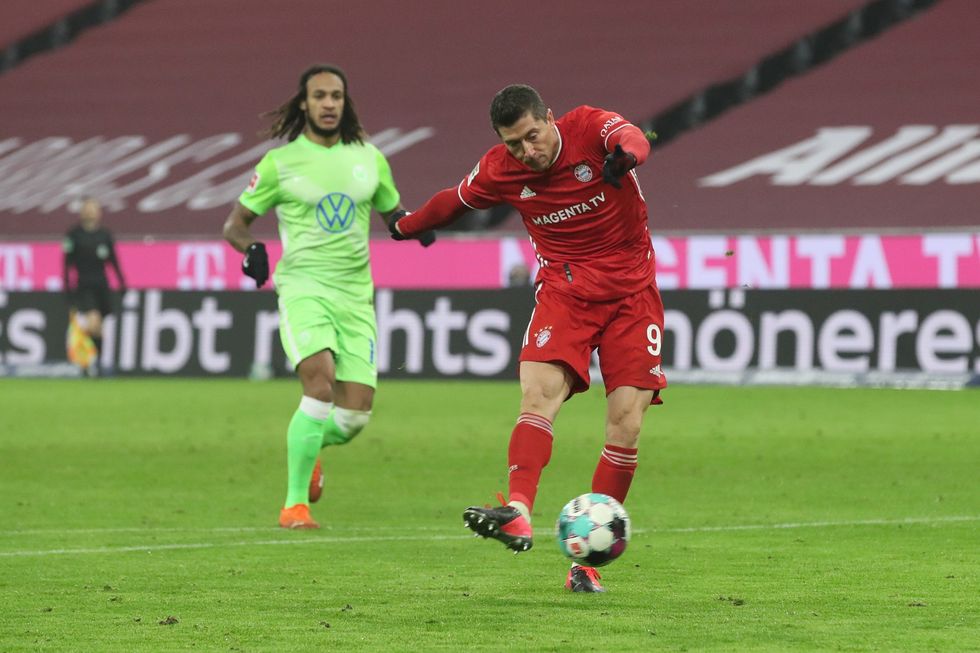 EpYwKisXUAMVBHW scaled