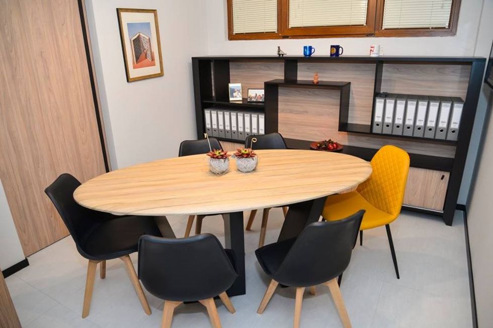 Ermira Mehmeti zyra e re 1