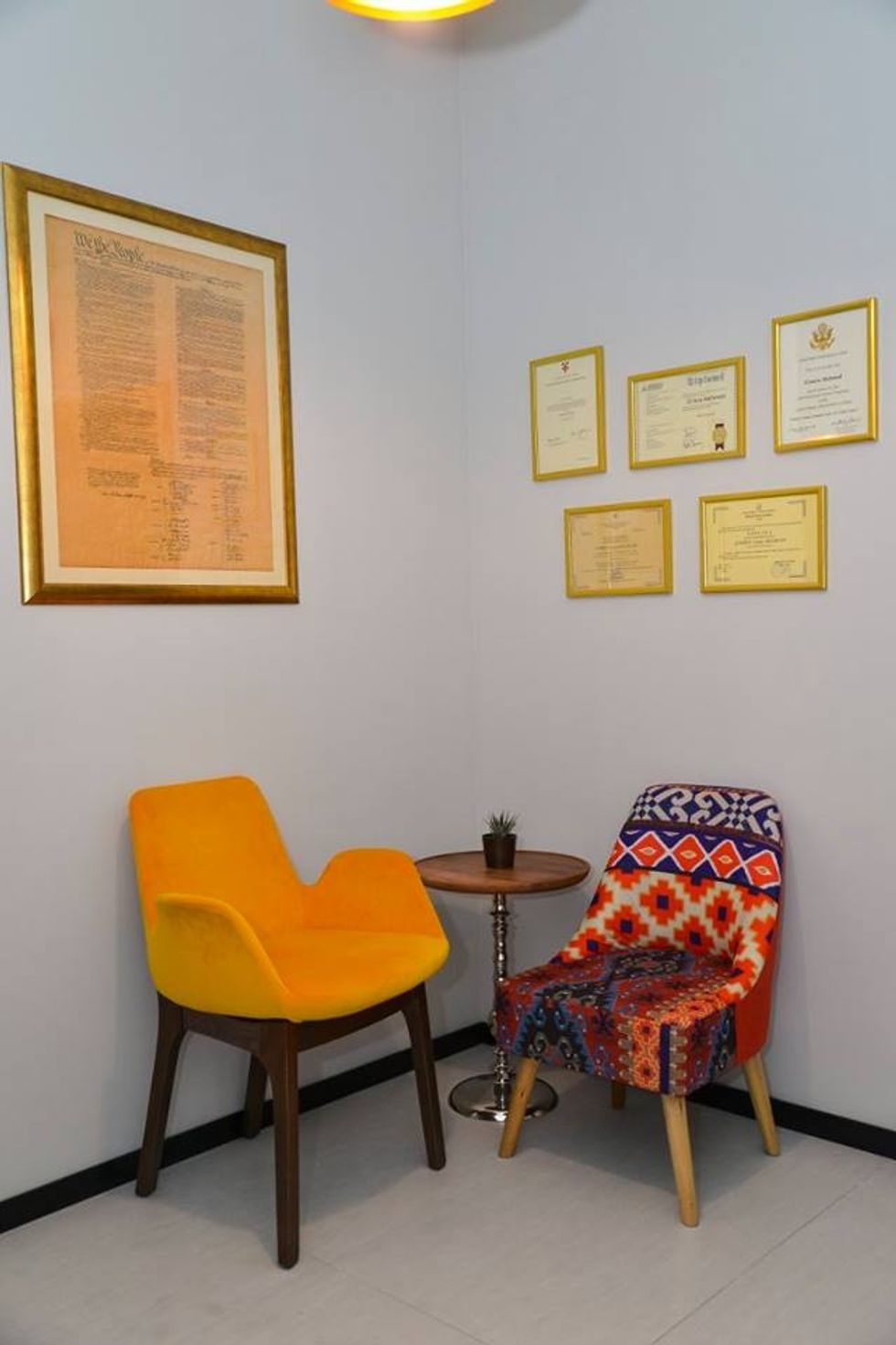 Ermira Mehmeti zyra e re 3