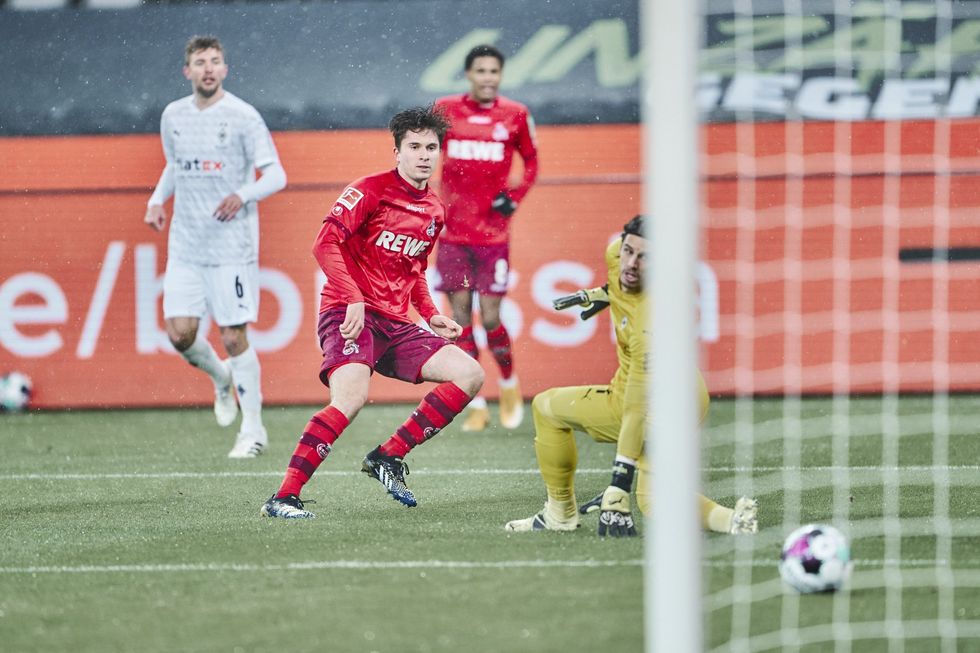 EtpUKm6XEAIWlZD scaled