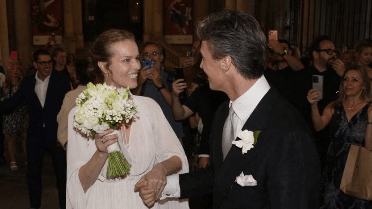 Modelja Eva Herzigova martohet pas 25 vitesh lidhje - publikohen fotot nga dasma