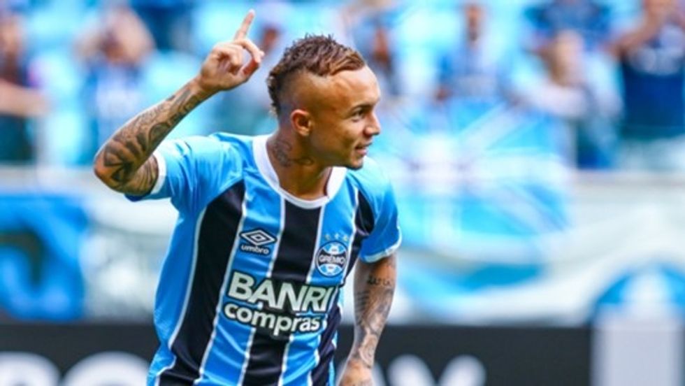 everton gremio porto alegre zo22vbch0olh1mz8p3n8qf01e