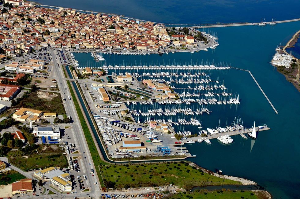 explore lefkada lefkada 01