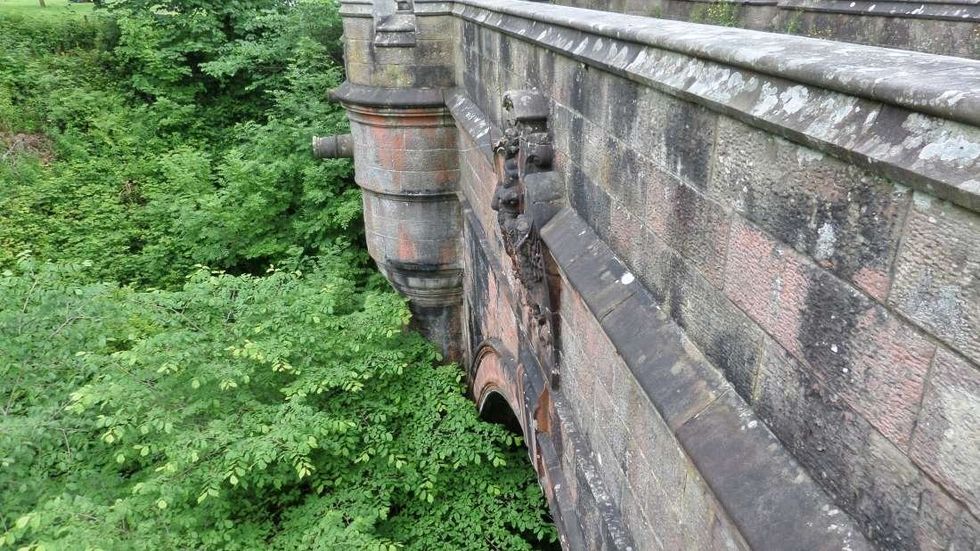 extra large 1577726278 cover image