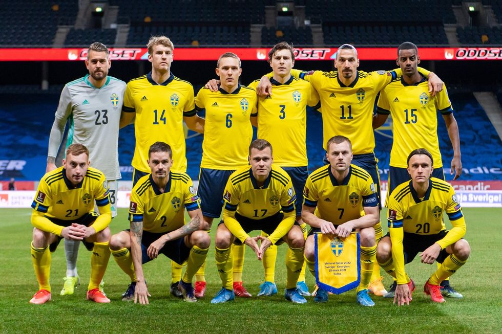 ExWZP 5XEAMG4Wt scaled