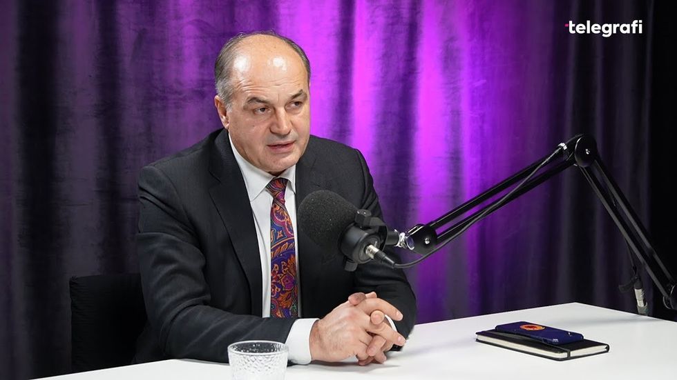 Cili është programi për politike të jashtme i PDK - flet kandidati për deputet, Enver Hoxhaj