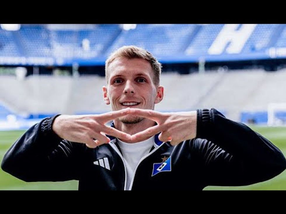 Intervistë me Emir Sahitin nga Hamburgu: Nga transferimi te klubi gjerman te pengu i karrierës dhe ndeshjet me Kosovën