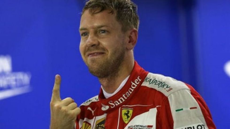 f1 vettel ia b euml n bajat mercedesit n euml singapor hd