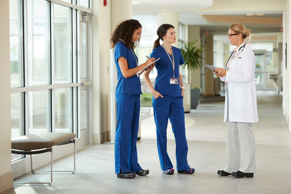 F16 Professional Group MED03