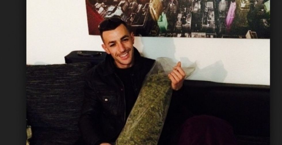 f62a17f794a03b17a2684f0886667d26 XL