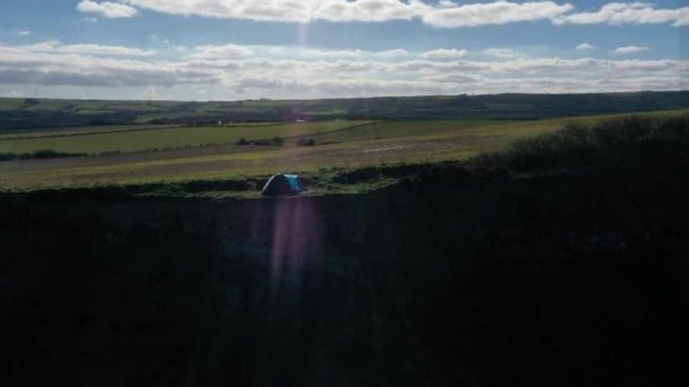 F6596021 21B4 4ABC 8FF4 FC4BDEA10E89