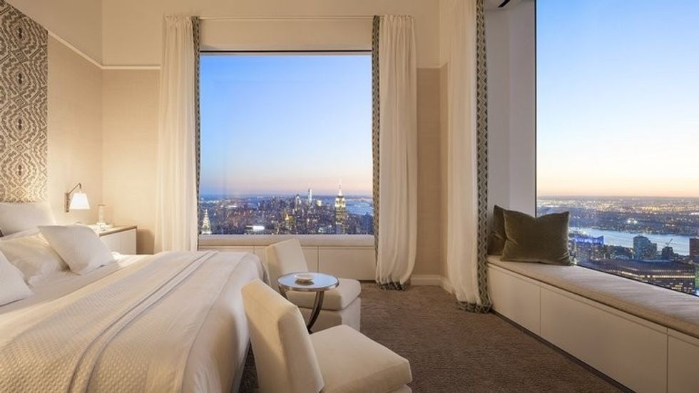 F7U46AUBYZFW7NNCZ6CNQVEL3M