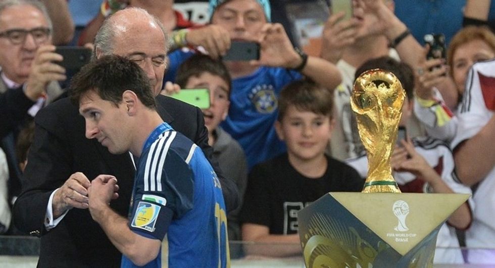 fa076949 b496 48c0 a05c 6e647279f9c4