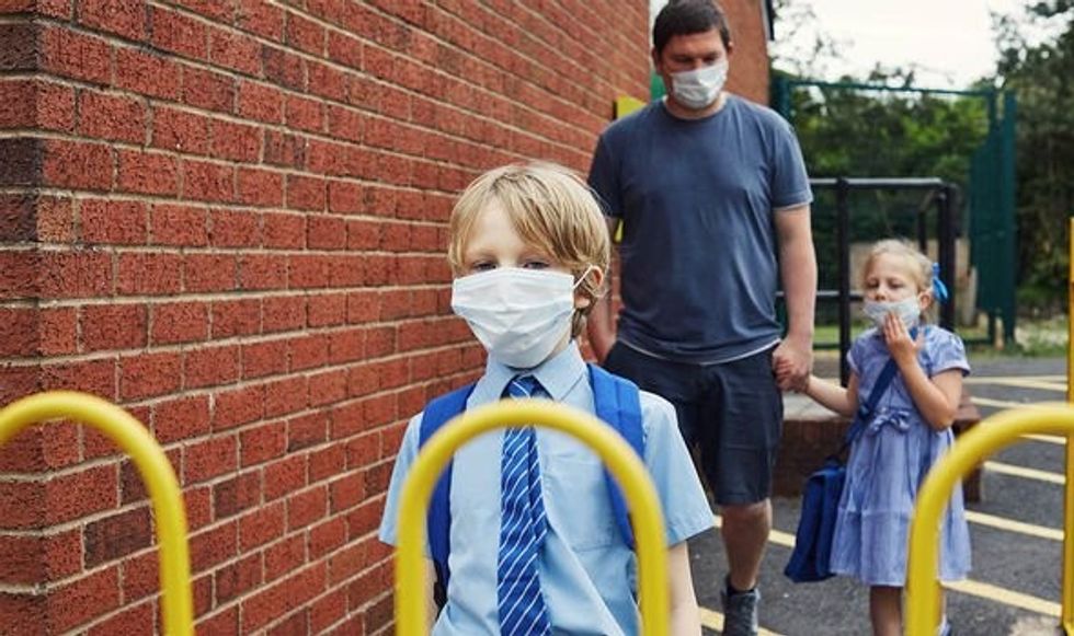 Face mask rules 2748439