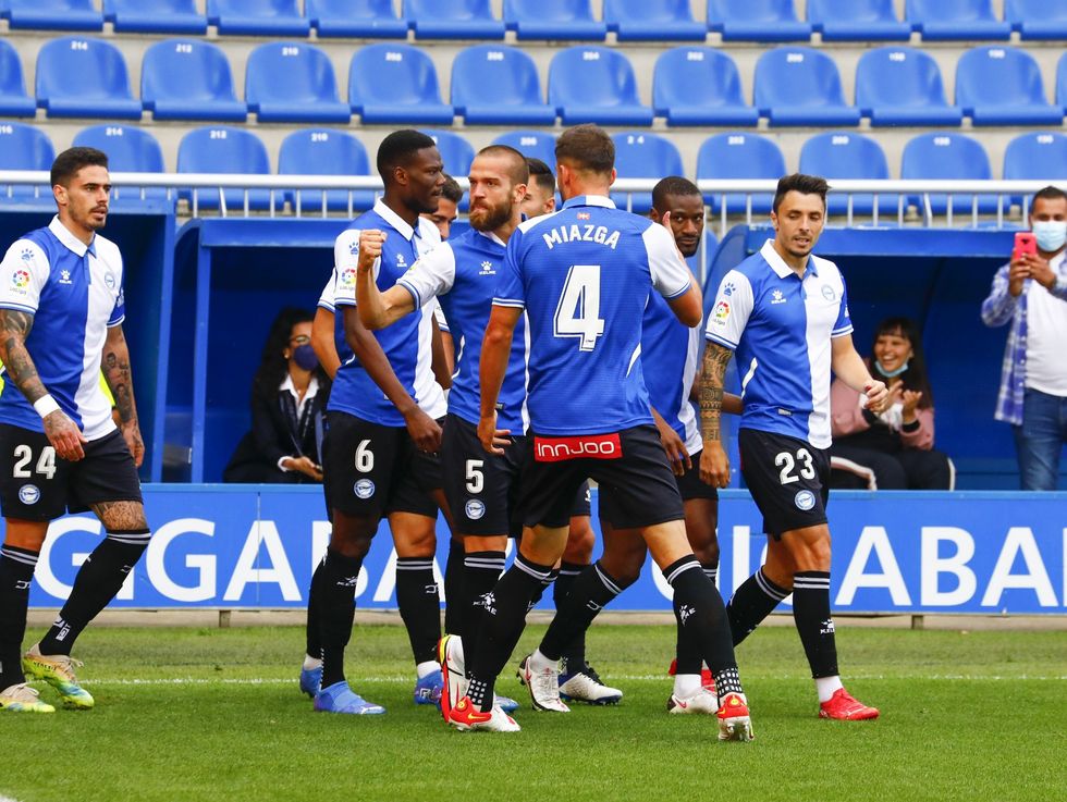 FAIggUQVIAsBU11 scaled