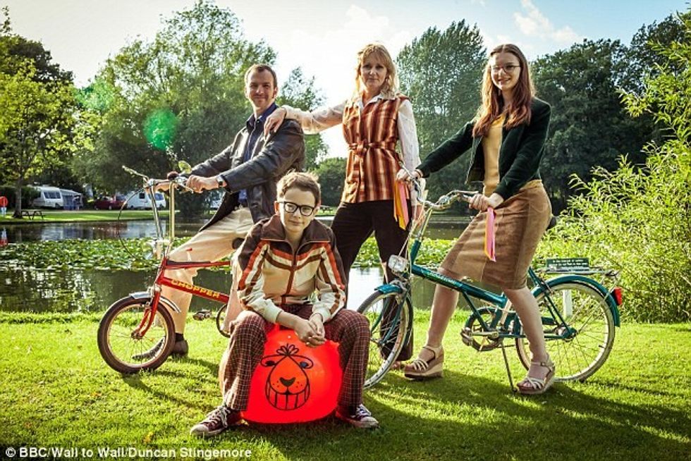 Familja 4
