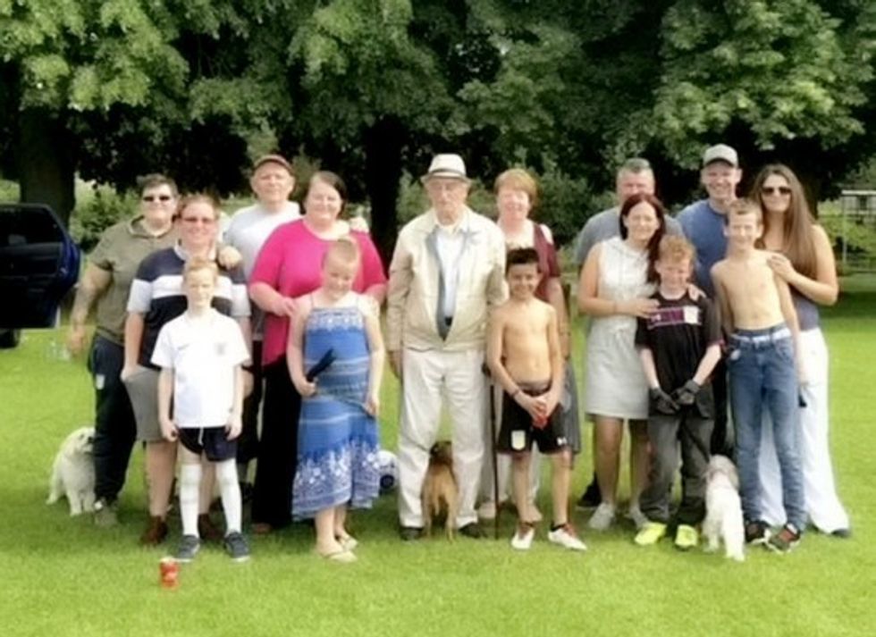 Familja