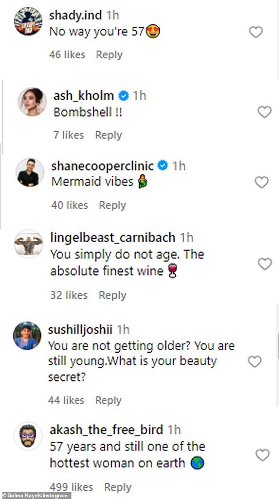 Fansat e Hayek u mrekulluan me paraqitjen e saj rinore 'bombë' duke dhënë 'vibe sirene' me një shkrim: '57 vjet dhe ende një nga gratë më të nxehta në tokë!'