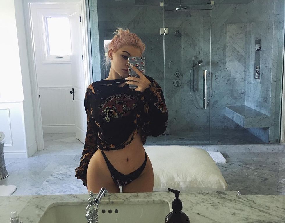 Fansat e saj nuk po “ankohen” për këto imazhe.