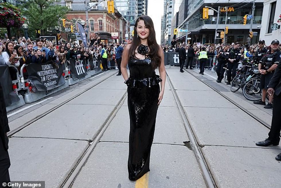 “Fatkeqësisht nuk mund të mbaj fëmijët e mi. Kam shumë probleme mjekësore që do të rrezikonin jetën time dhe foshnjën.