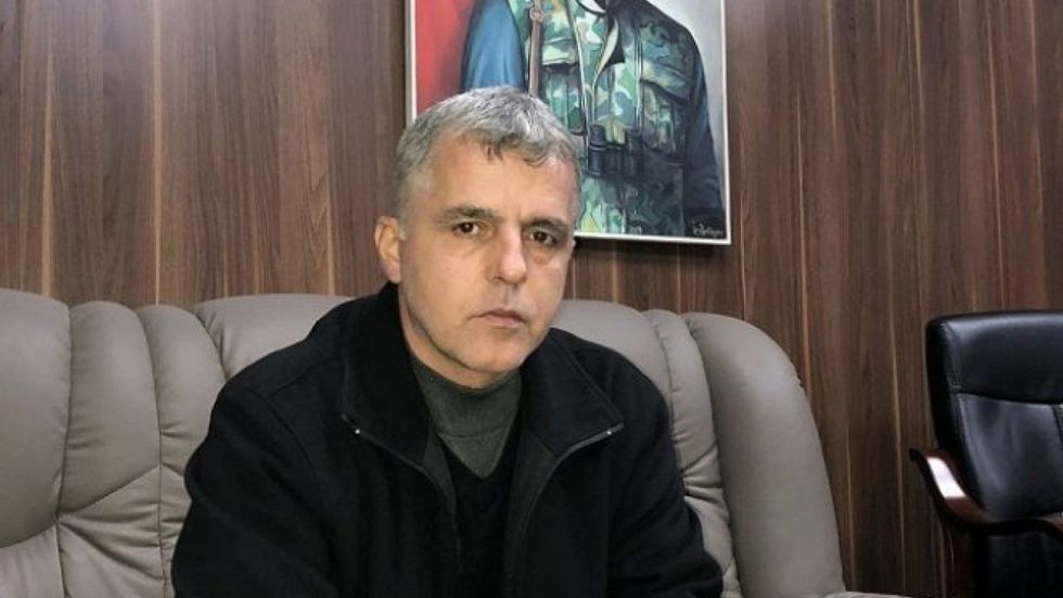 Faton Klinaku0 n 1 1