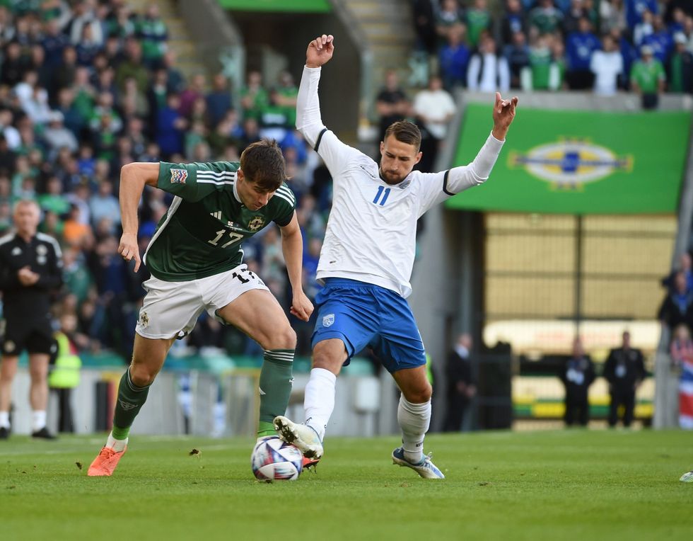 Fdb3WyoXEAAawux scaled